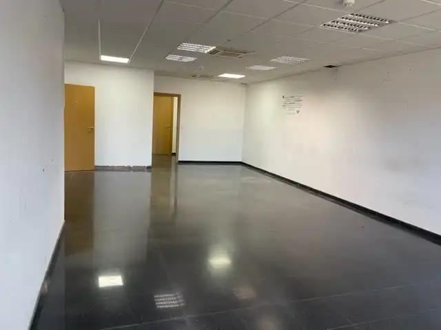 Büro mit Aufzug zur Miete in Instituts - Universitat, imagen 3