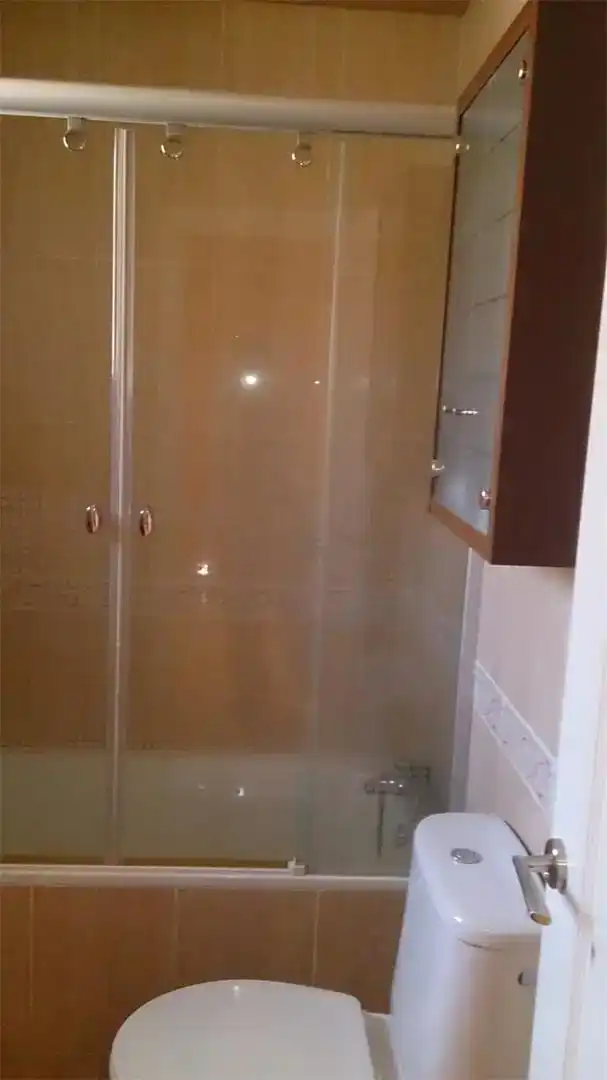Bany de Casa o xalet en venda en Burguillos amb Aire condicionat i Piscina