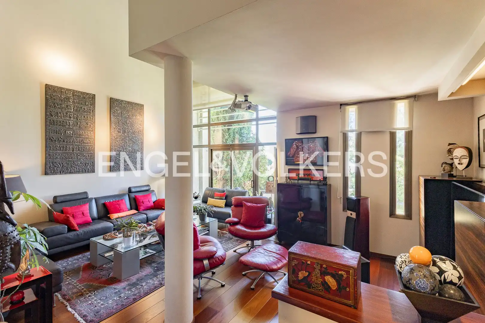 Casa con balcón en venta en La Miranda, imagen 16