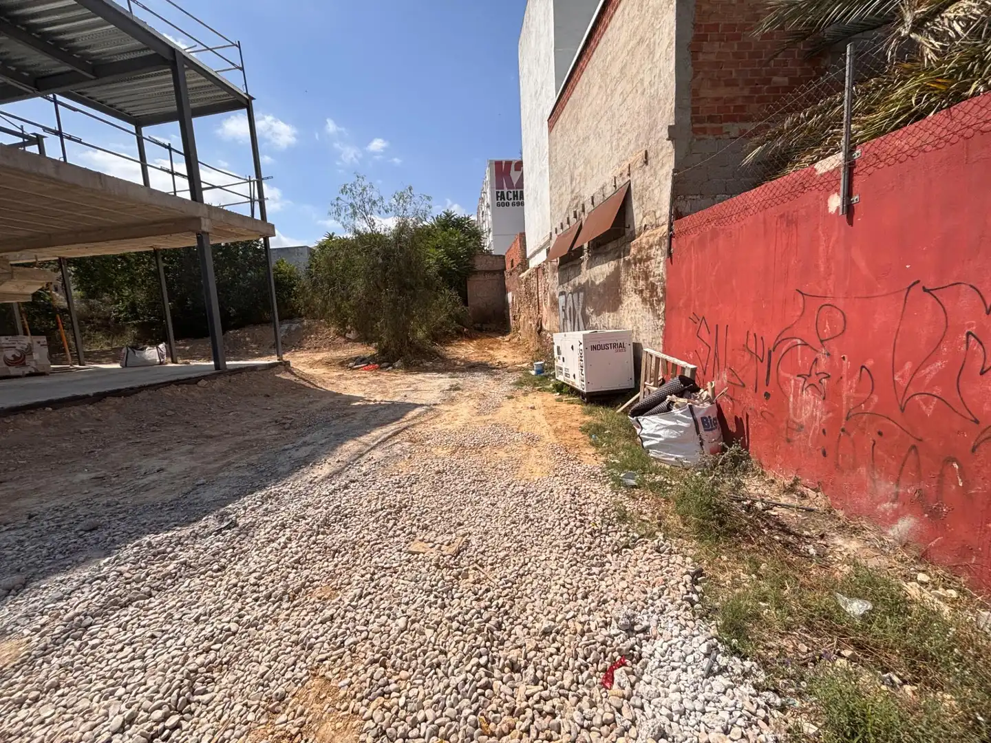 Terreno residencial en venta en Calle Calle Cuevas Canales