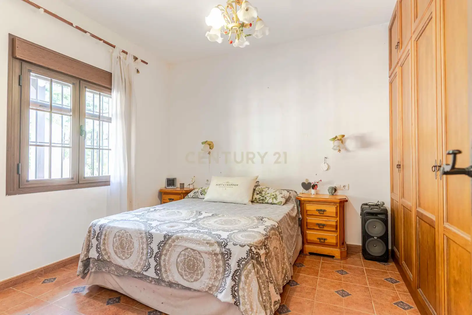 Dormitori de Casa o xalet en venda en Los Guájares amb Aire condicionat, Jardí privat i Traster