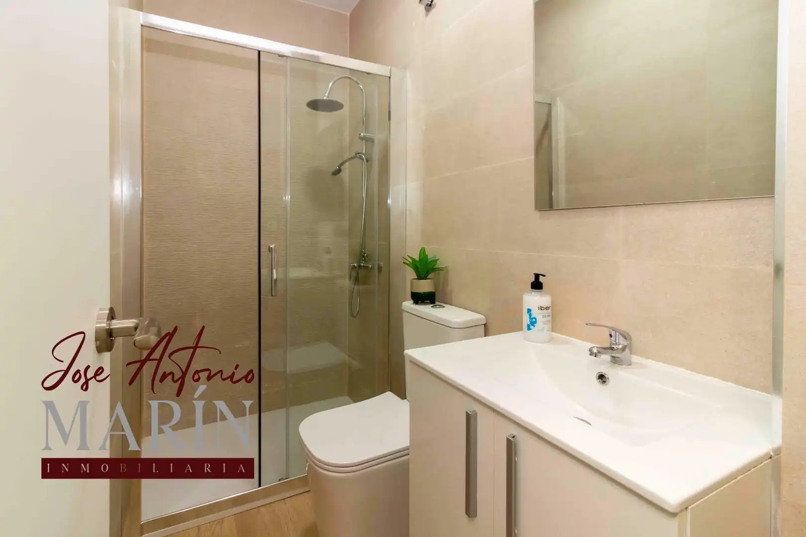 Baño de Piso en venta en Badajoz
