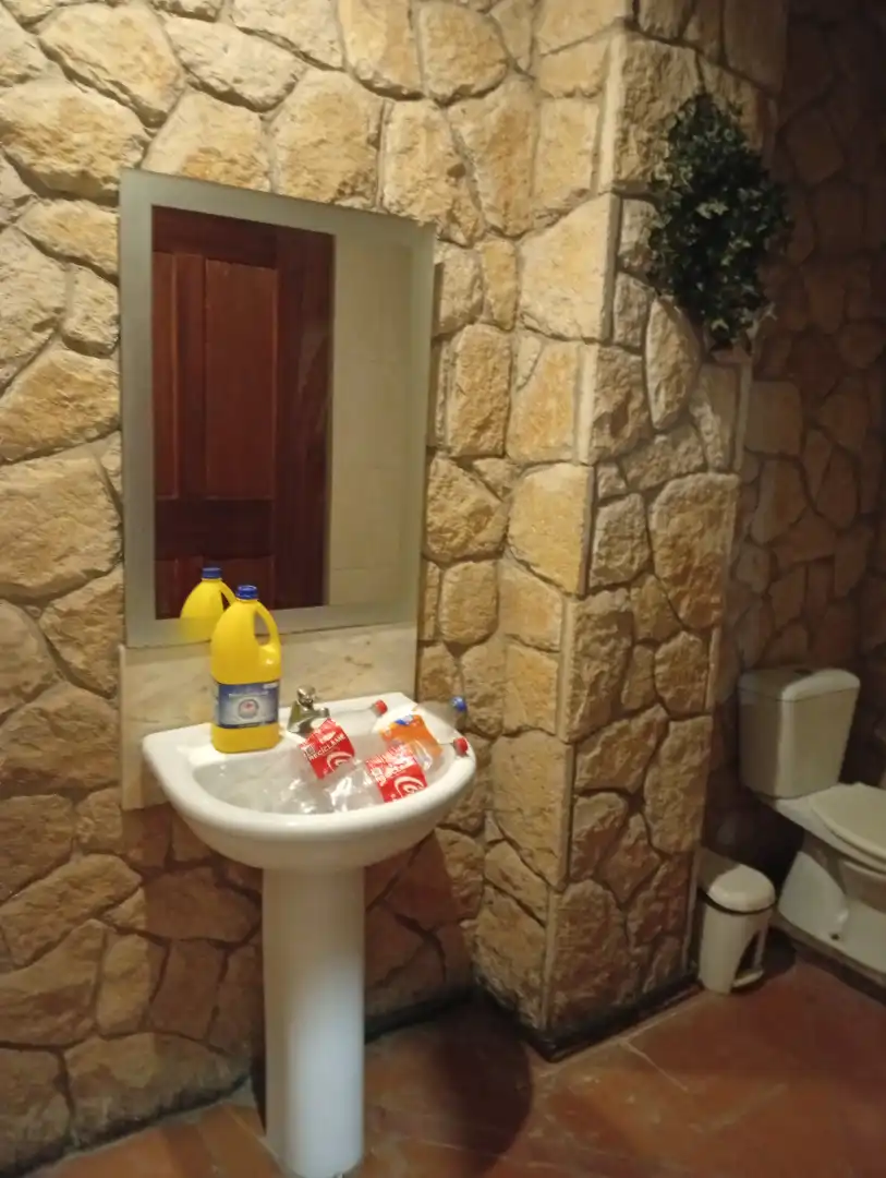 Baño de Local en venta en Gijón  con Amueblado