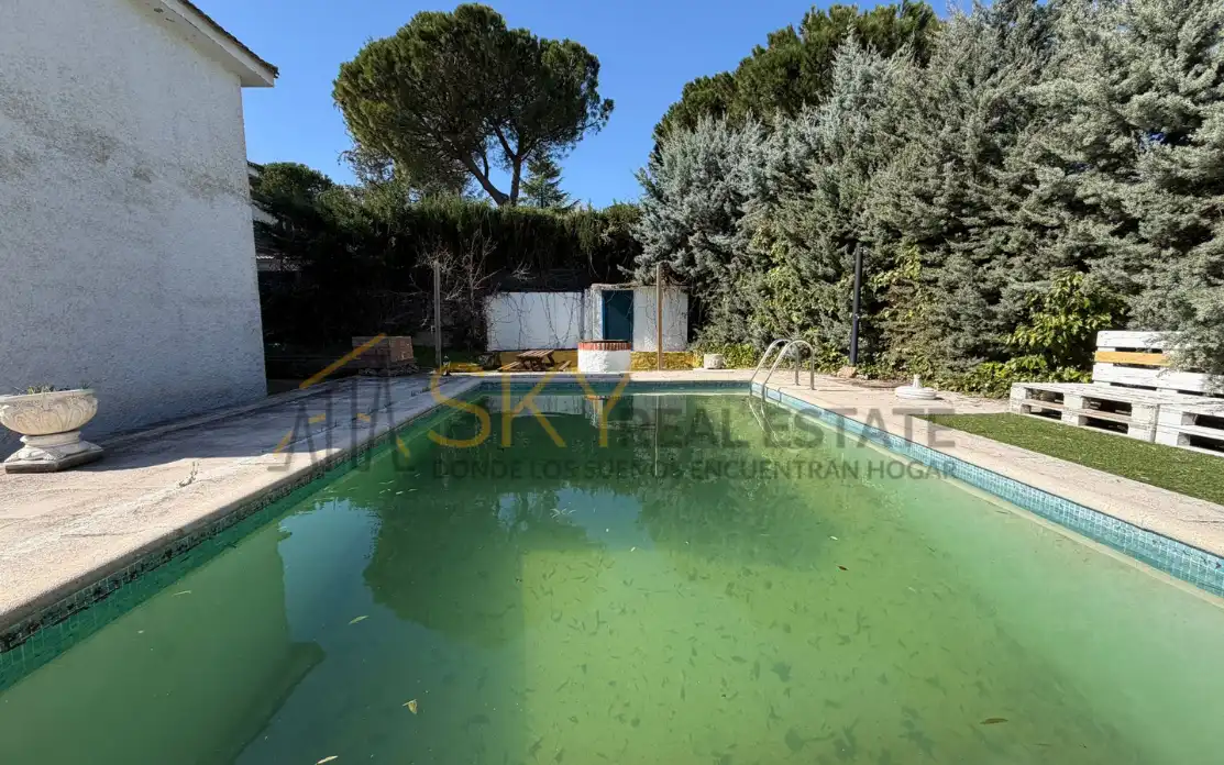 Swimming pool of Houses for sale in Valdemorillo  with Private garden, Terrace and Swimming Pool
