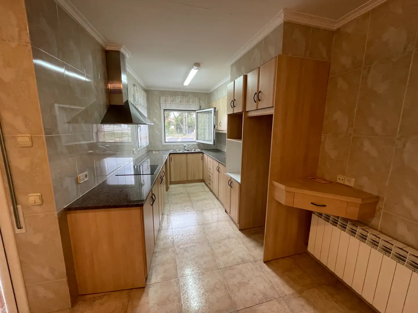 Detached house with garden for sale in Amer, imagen 3
