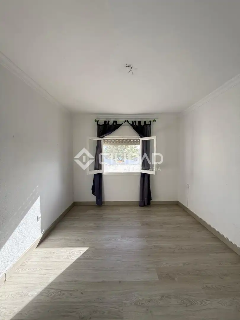 Habitación de Ático en venta en Chipiona con Calefacción y Terraza