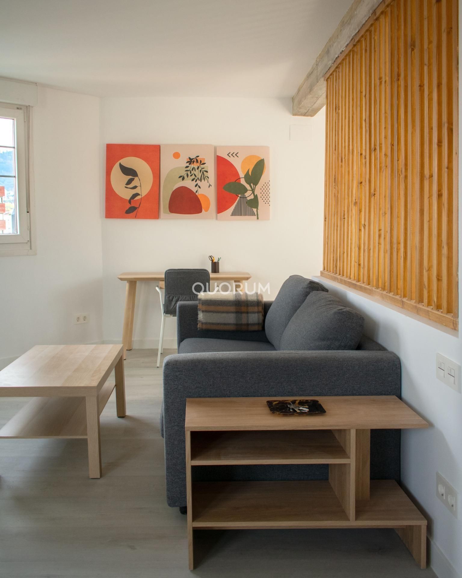 Living room of Flat for sale in Bilbao   with Heating and Furnished