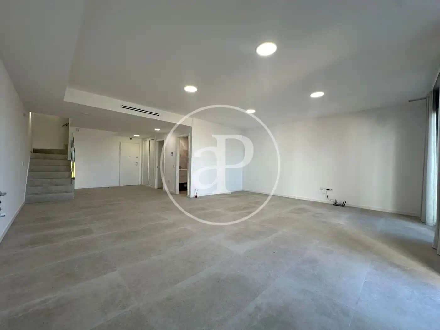 Dúplex en venta en Finestrat con Aire acondicionado, Calefacción y Jardín privado
