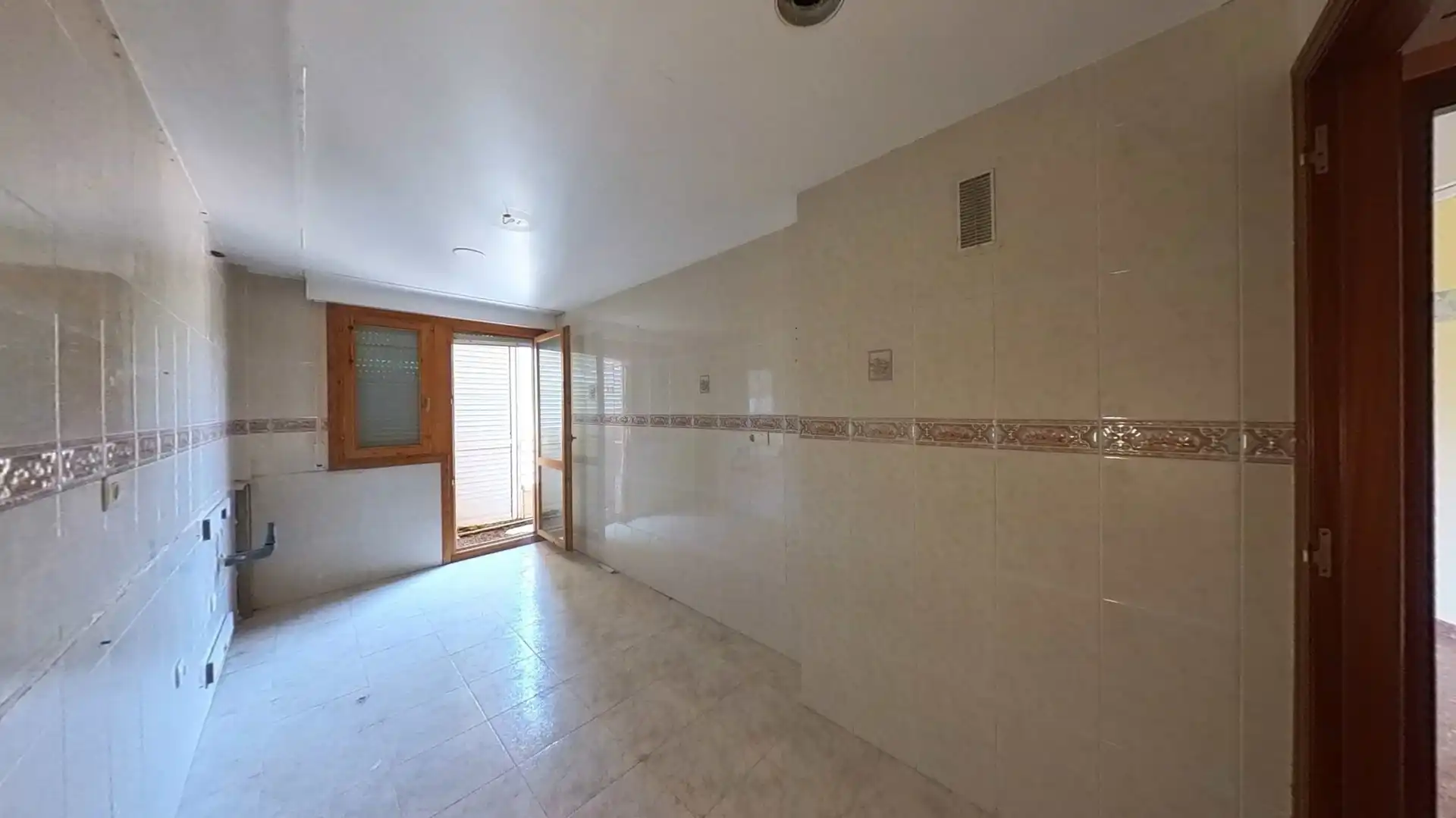 Flat for sale in Diagonal V Centenario, Illueca