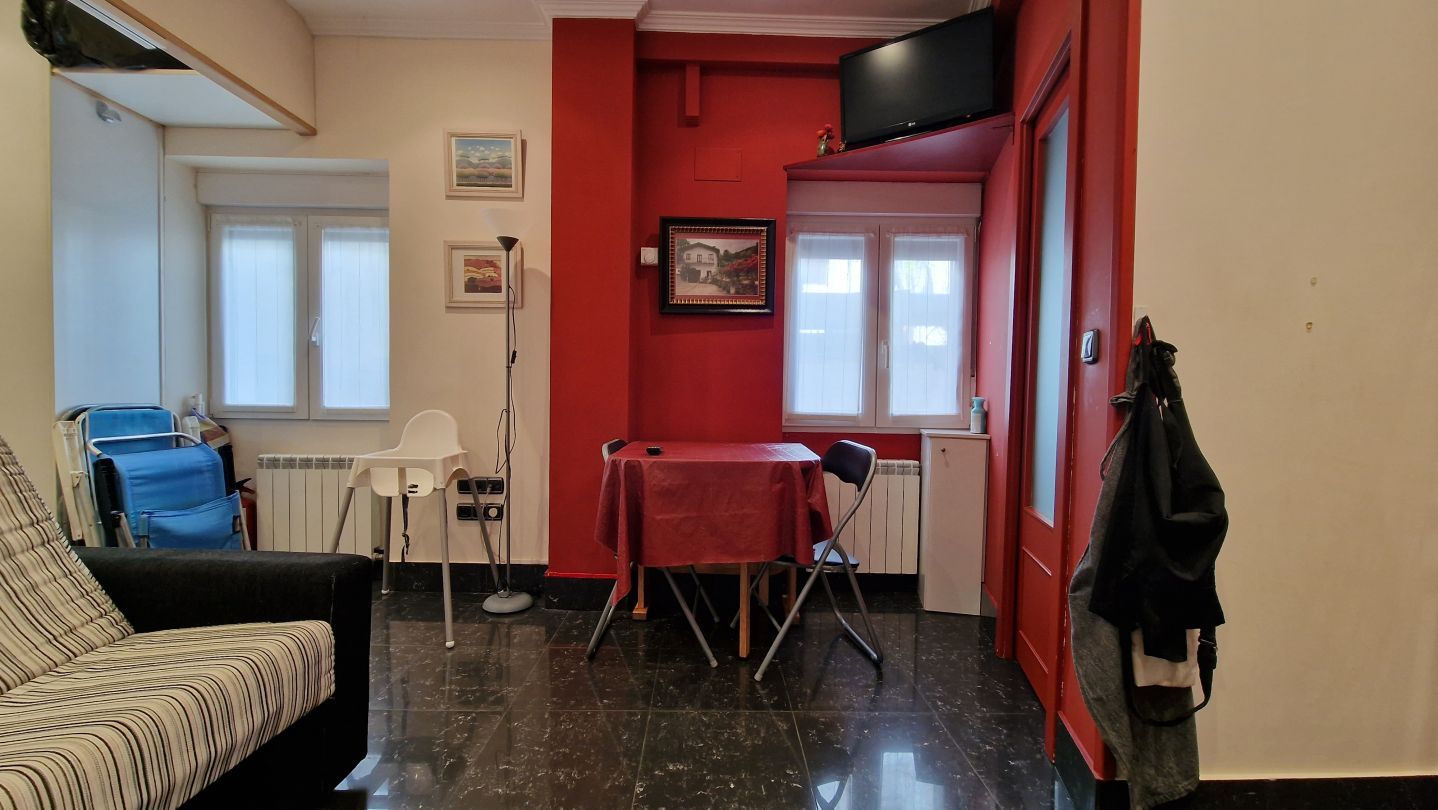 Apartament de lloguer a Arantzazuko Andre Mariaren Auzunea, Antiguo