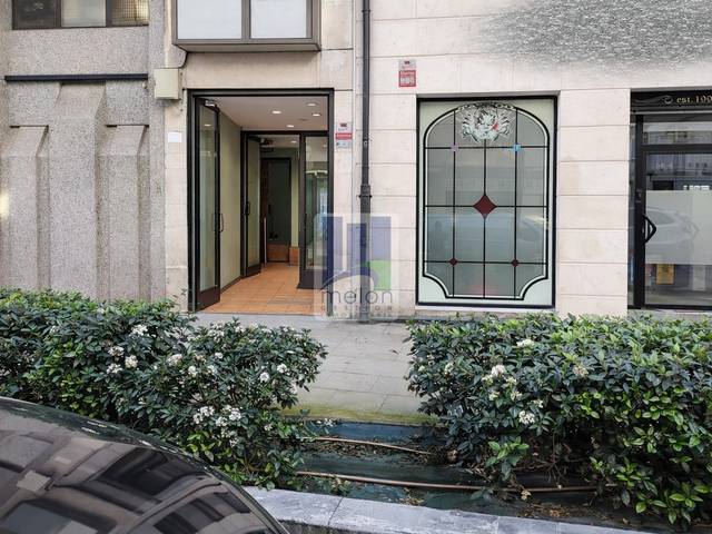 Local comercial en Venta en MADRID en El Carmen - Barrio Gimeno