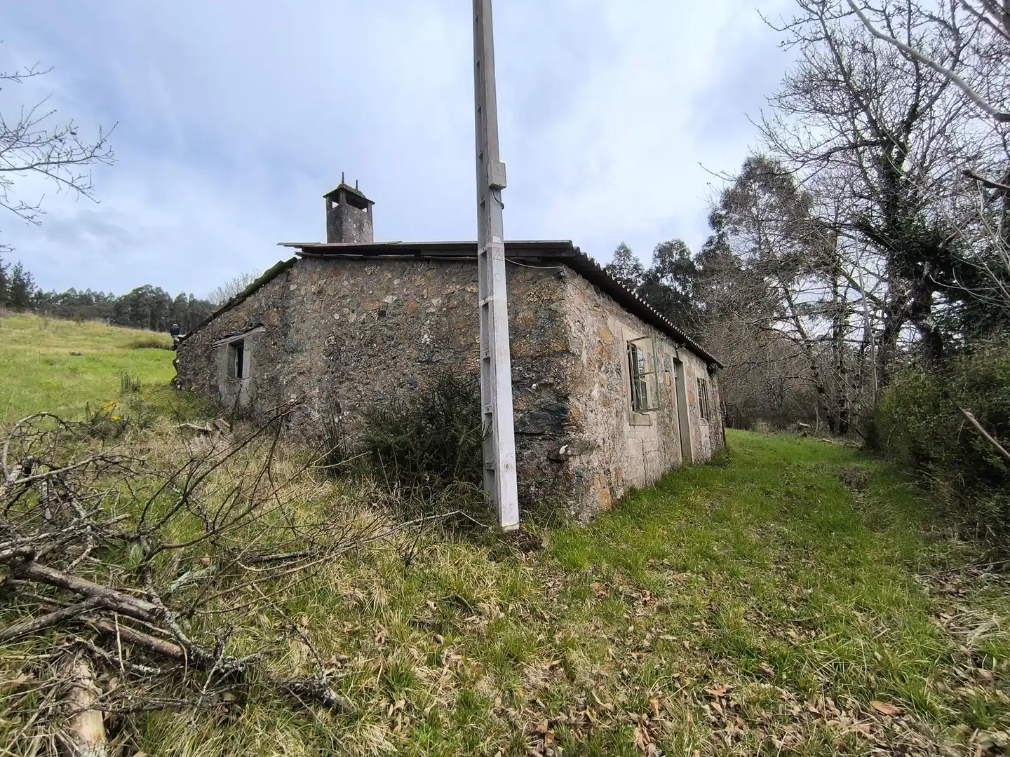 Vista exterior de Casa o xalet en venda en Palas de Rei amb Jardí privat