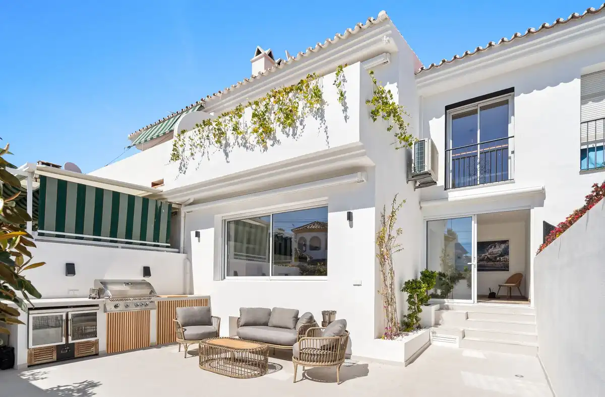 Casa a schiera con piscina in vendita a San Pedro de Alcántara