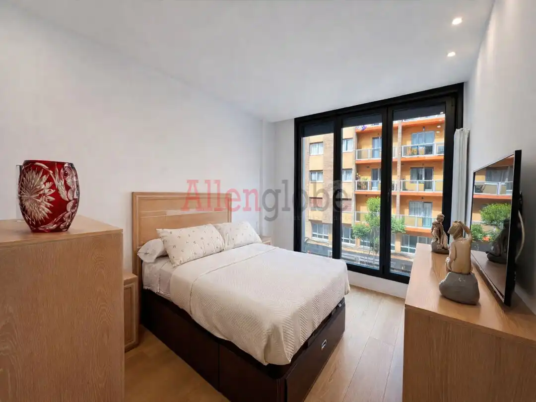Schlafzimmer von Wohnung zum Verkauf in Oviedo  mit Heizung und Parkett