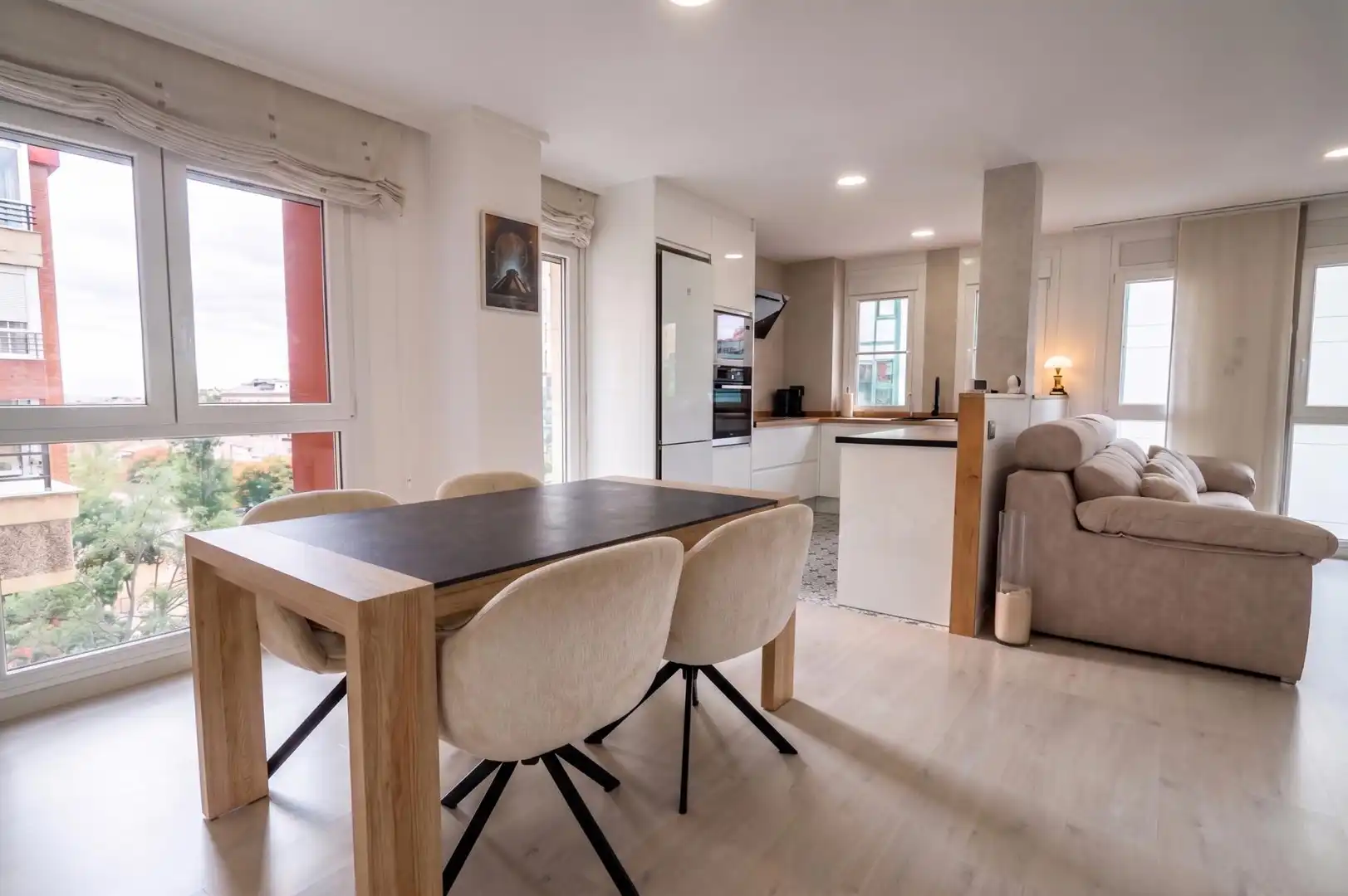 Flat for sale in de Lluís Muncunill, Zona Esportiva