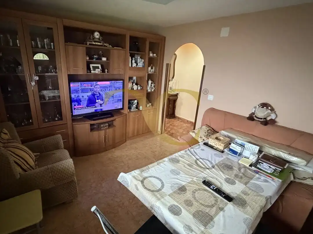 Sala d'estar de Casa o xalet en venda en Navia amb Calefacció, Jardí privat i Traster