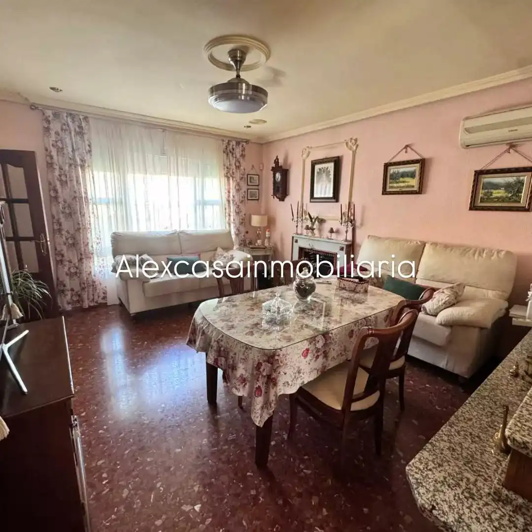 Living room of Houses for sale in Cabra  with Air Conditioner, Private garden and Terrace