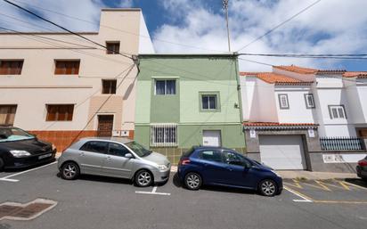 Vista exterior de Casa adosada en venda en Arucas