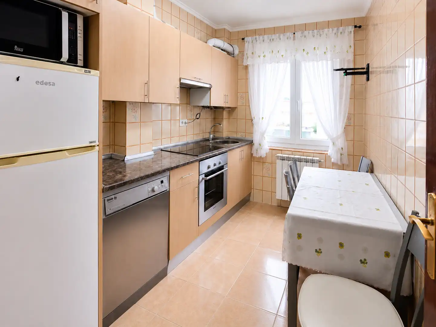 Kitchen of Flat for rent in Torrelavega   with Heating, Furnished and Oven