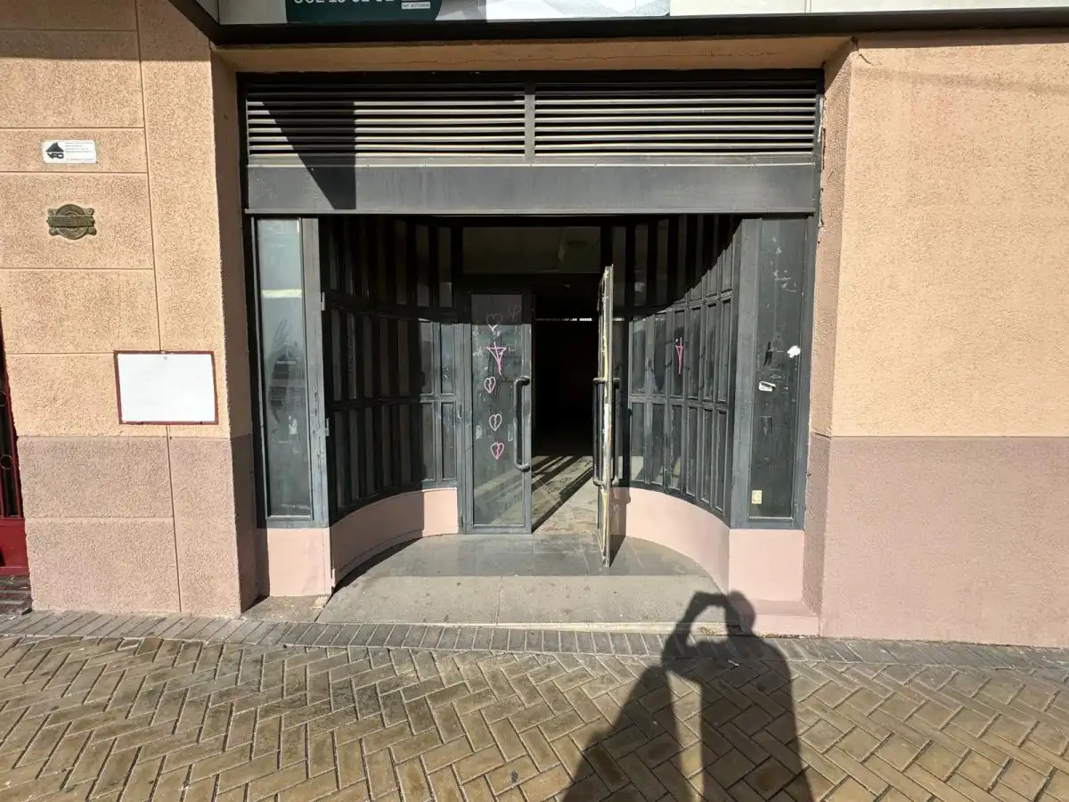 Local comercial en venta en DE MADRID 1, imagen 2