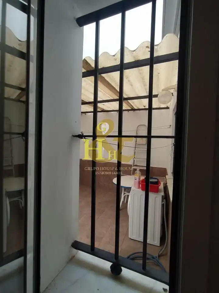 Planta baixa en venda a V Centenario - Piletas - Capuchinos
