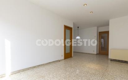 Flat for sale in Manlleu  with Balcony