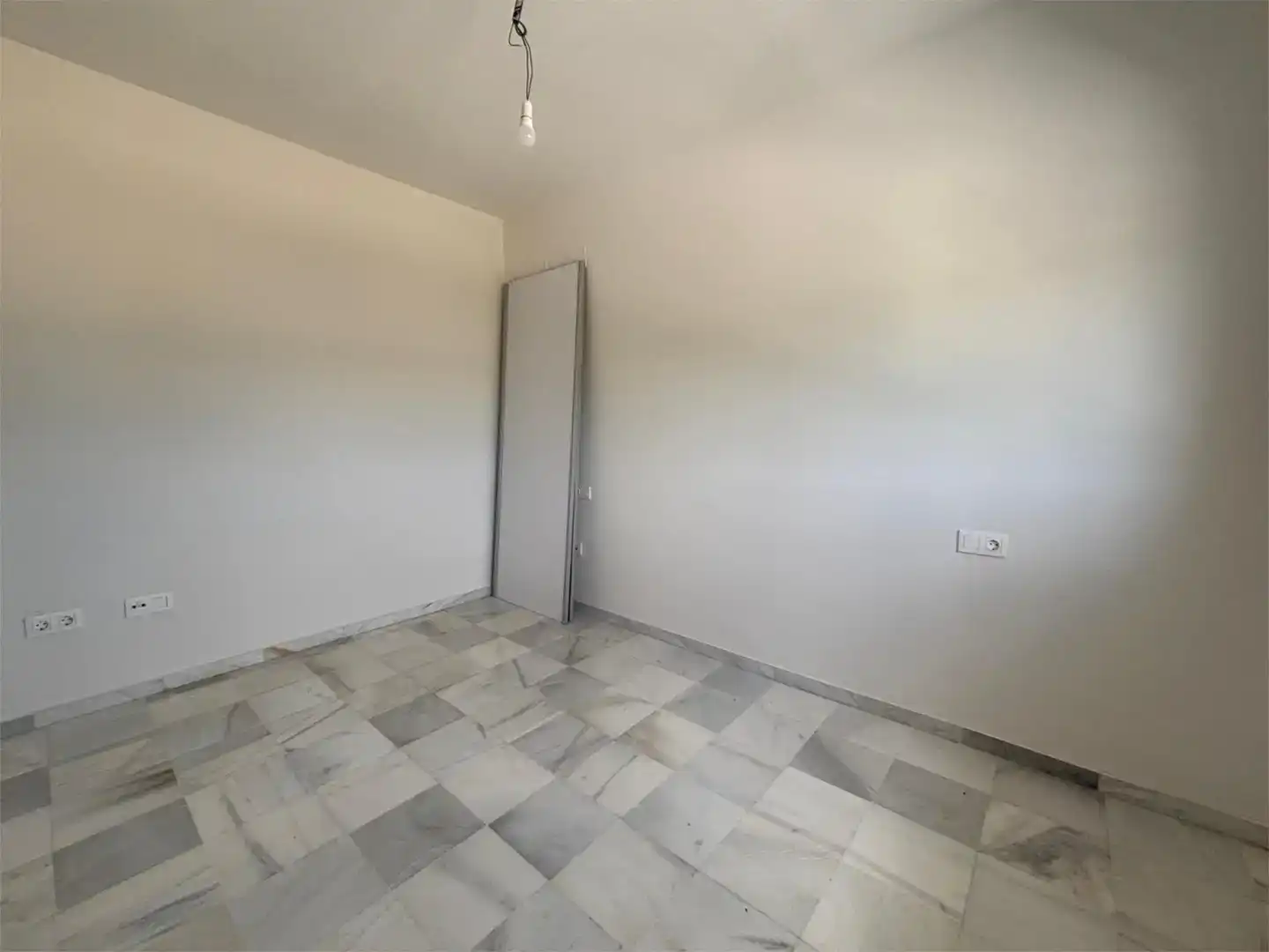 Dormitori de Casa o xalet en venda en Castilleja de la Cuesta amb Aire condicionat