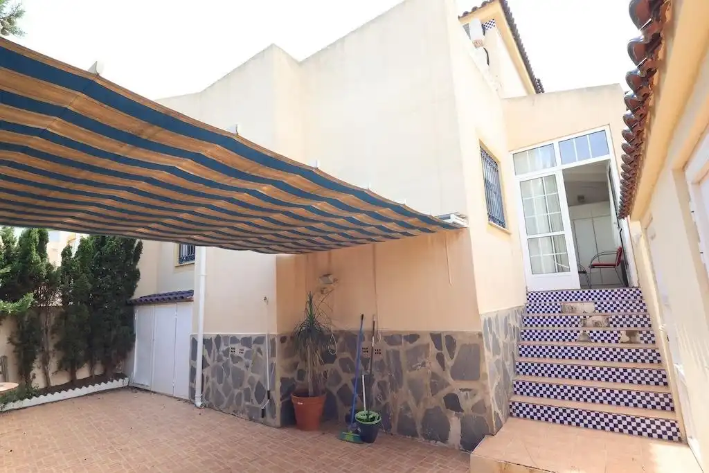 Jardí de Casa adosada en venda en Torrevieja