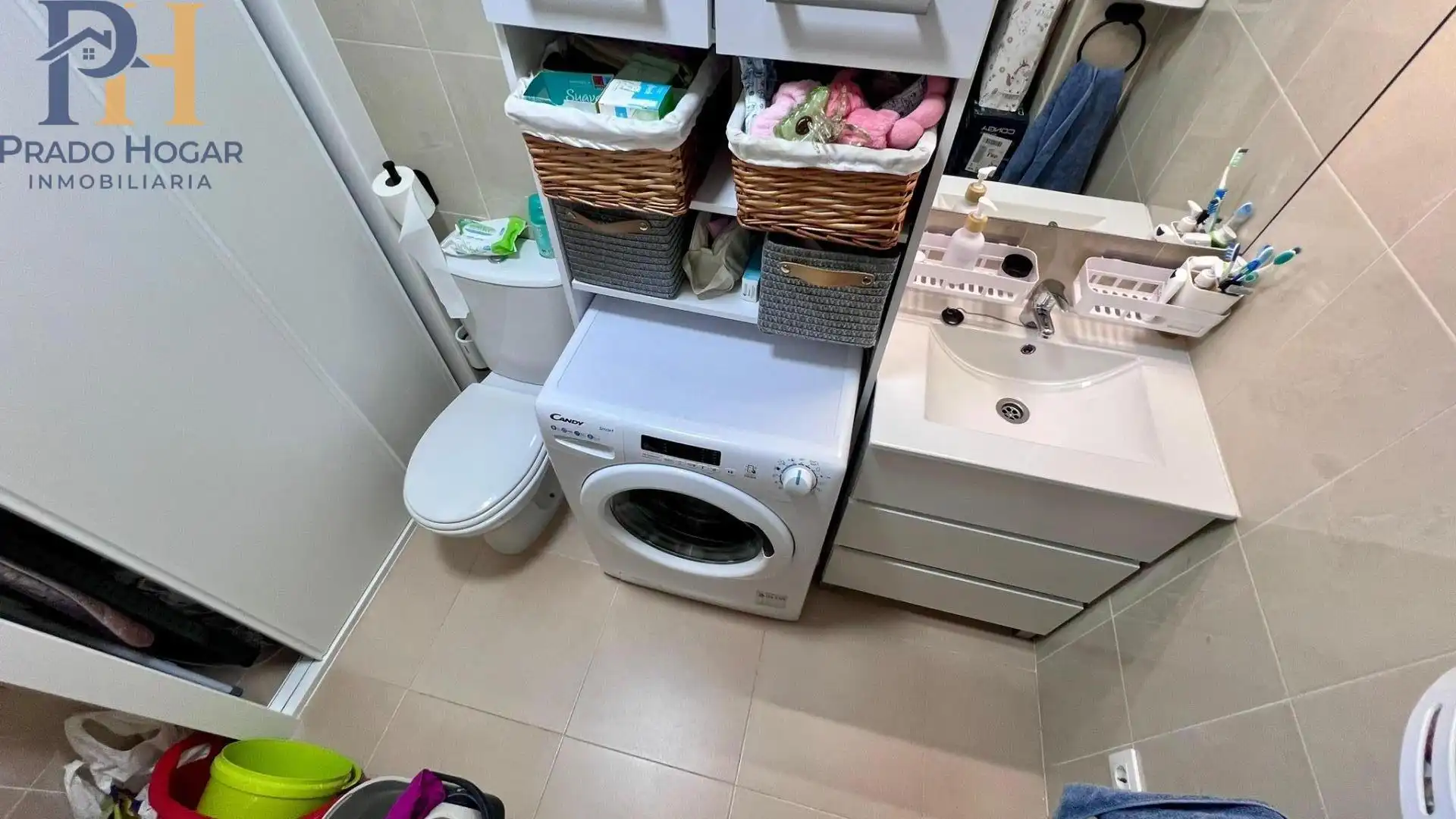 Bathroom of Flat for sale in El Casar de Escalona  with Heating, Balcony and Community pool