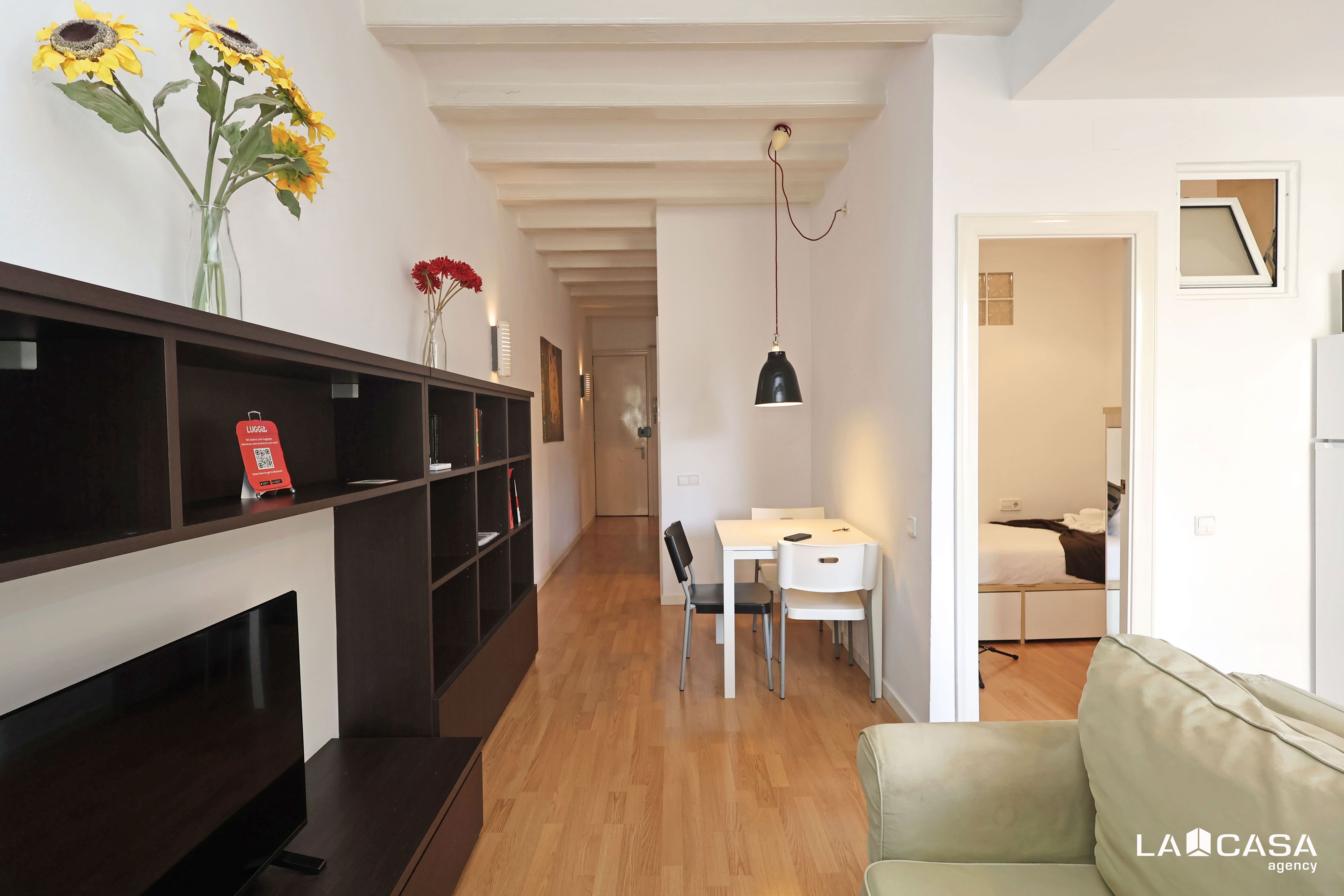 Bedroom of Flat for sale in  Barcelona Capital