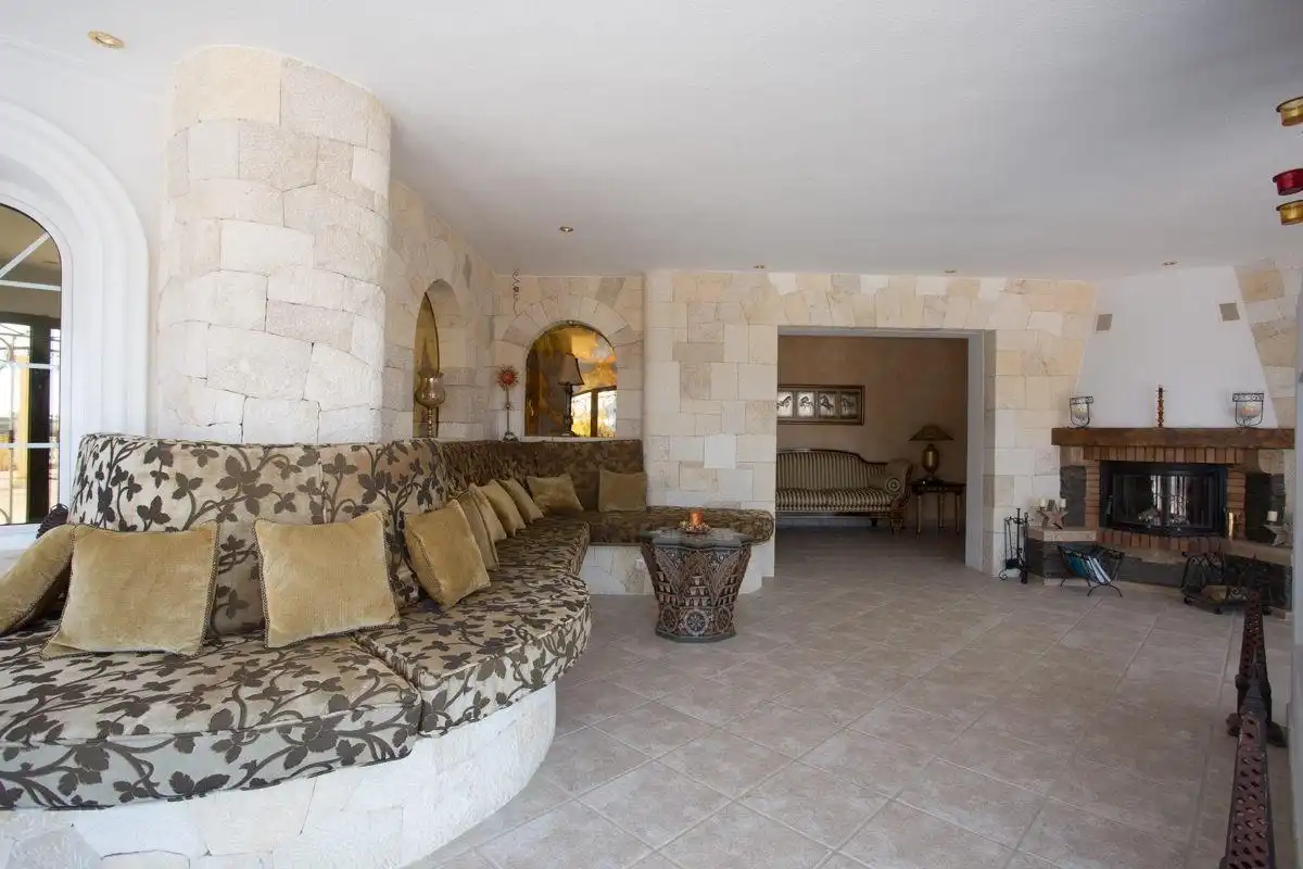 Casa o xalet en venda en La Nucia amb Aire condicionat, Calefacció i Jardí privat