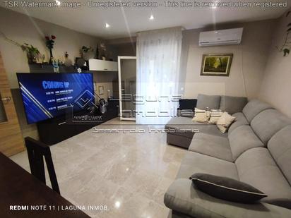 Living room of Flat for sale in San Fernando  with Air Conditioner and Storage room