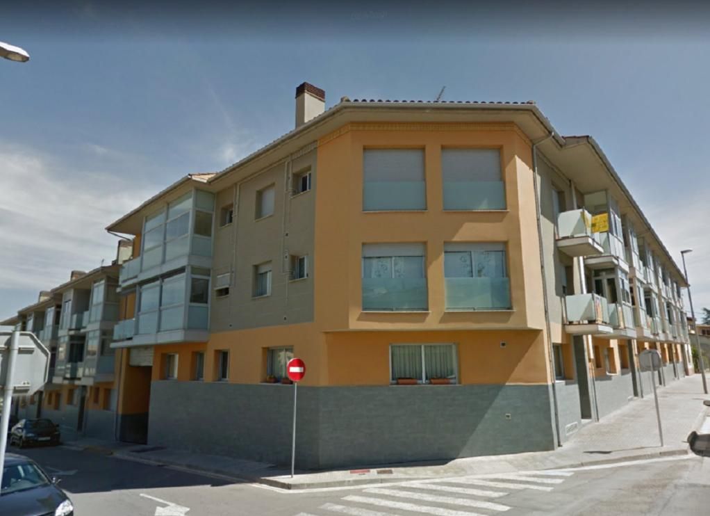 Vista exterior de Garatge en venda en Vic