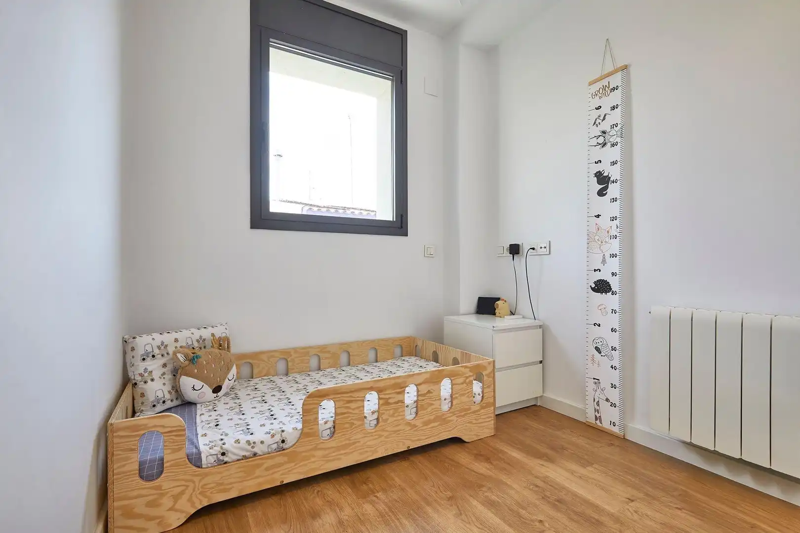 Dormitori de Casa o xalet en venda en Badalona amb Aire condicionat, Calefacció i Parquet