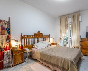 Bedroom of Flat for sale in Mairena del Aljarafe  with Air Conditioner, Terrace and Swimming Pool