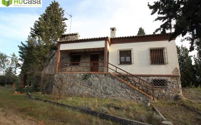 Außenansicht von Haus oder Chalet zum verkauf in Olías del Rey mit Terrasse und Schwimmbad