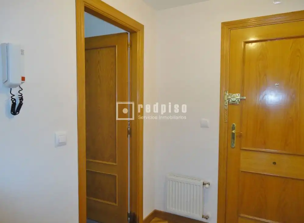 Flat for rent in Madrid  with Air Conditioner, Heating and Private garden