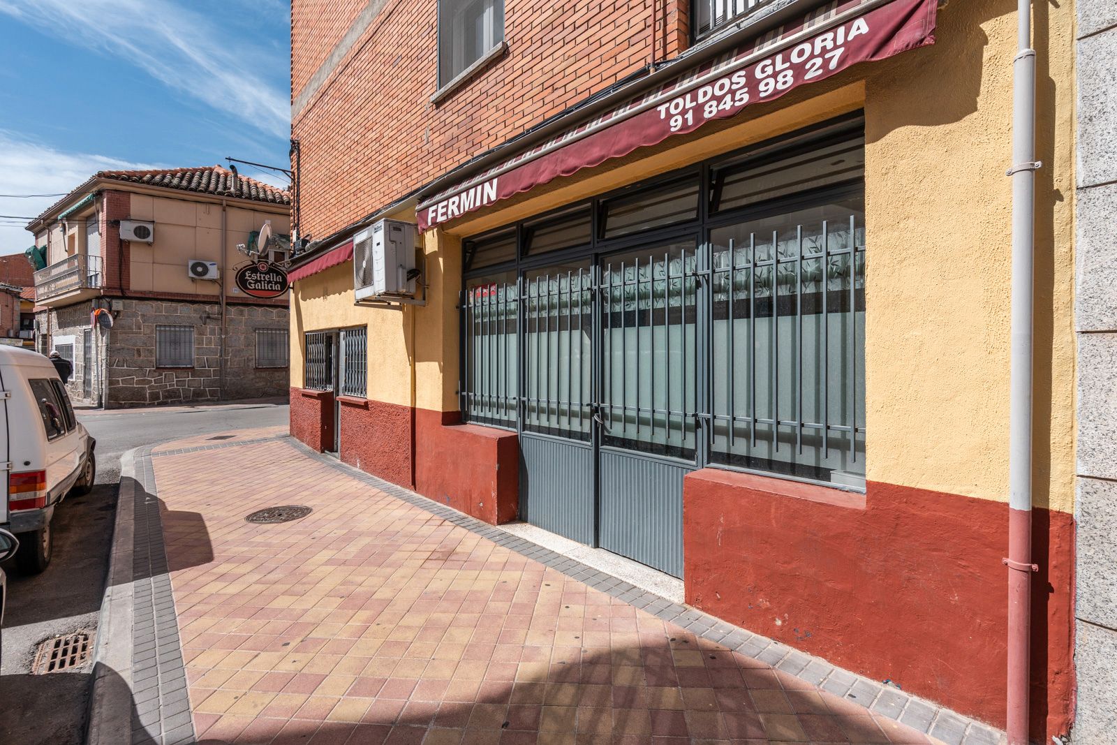 Vista exterior de Local en venda en Colmenar Viejo amb Aire condicionat