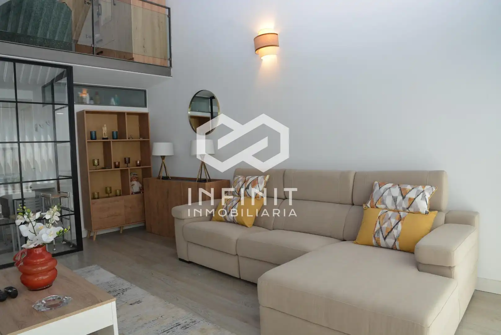 Lofts for sale in Reyes Católicos