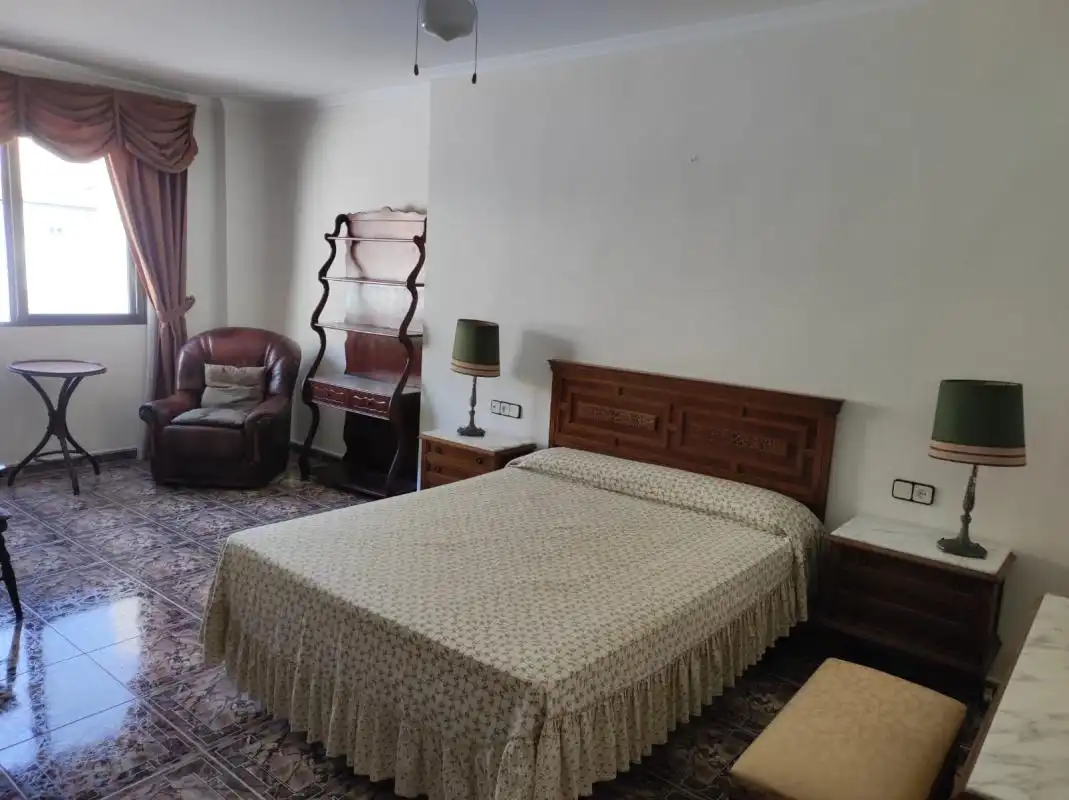 Country house zur Miete in Carrer Mare de Déu del Miracle, Rafelbuñol / Rafelbunyol