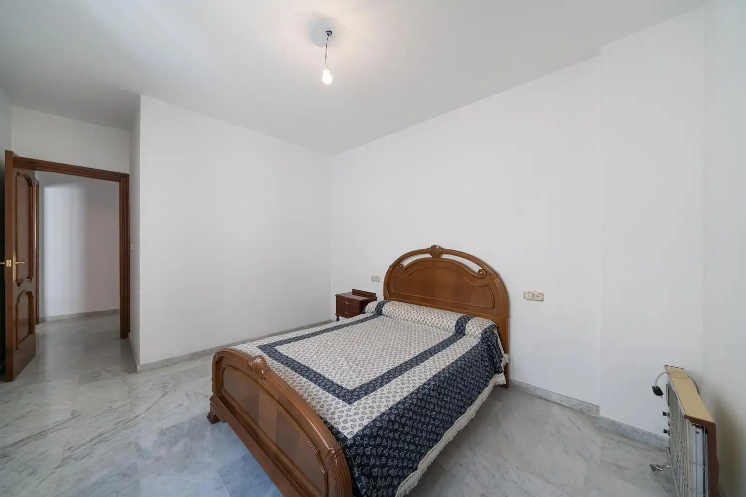 Habitación de Ático en venta en Motril con Aire acondicionado y Balcón