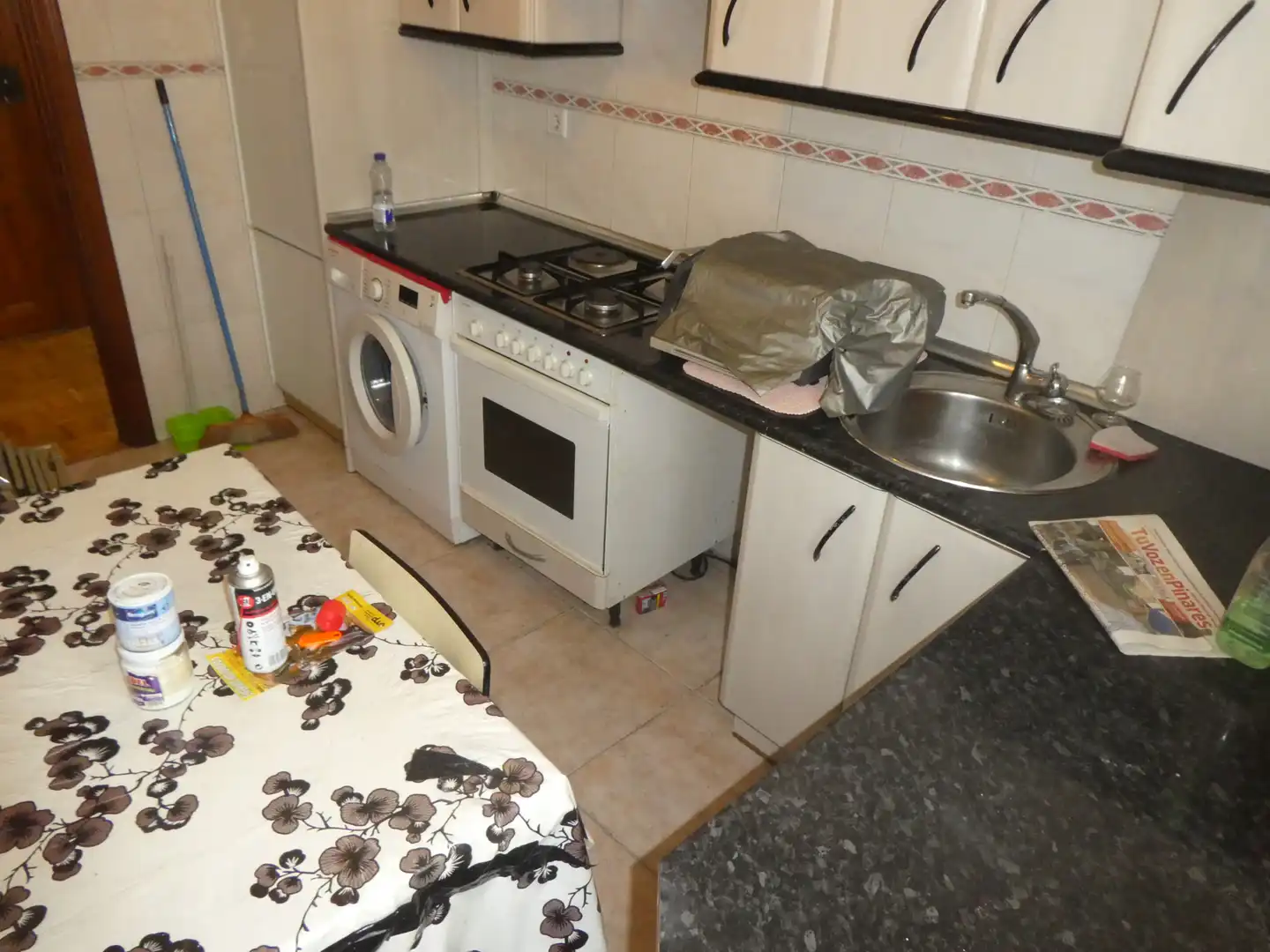 Cuina de Pis en venda en Burgos amb Calefacció, Parquet i Moblat