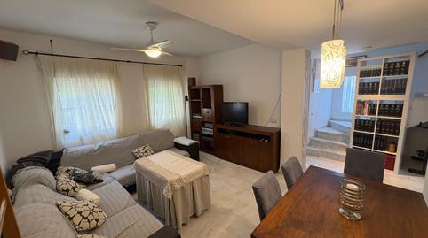 Foto 5 de Casa adosada en venda a Sanlúcar la Mayor, Sevilla