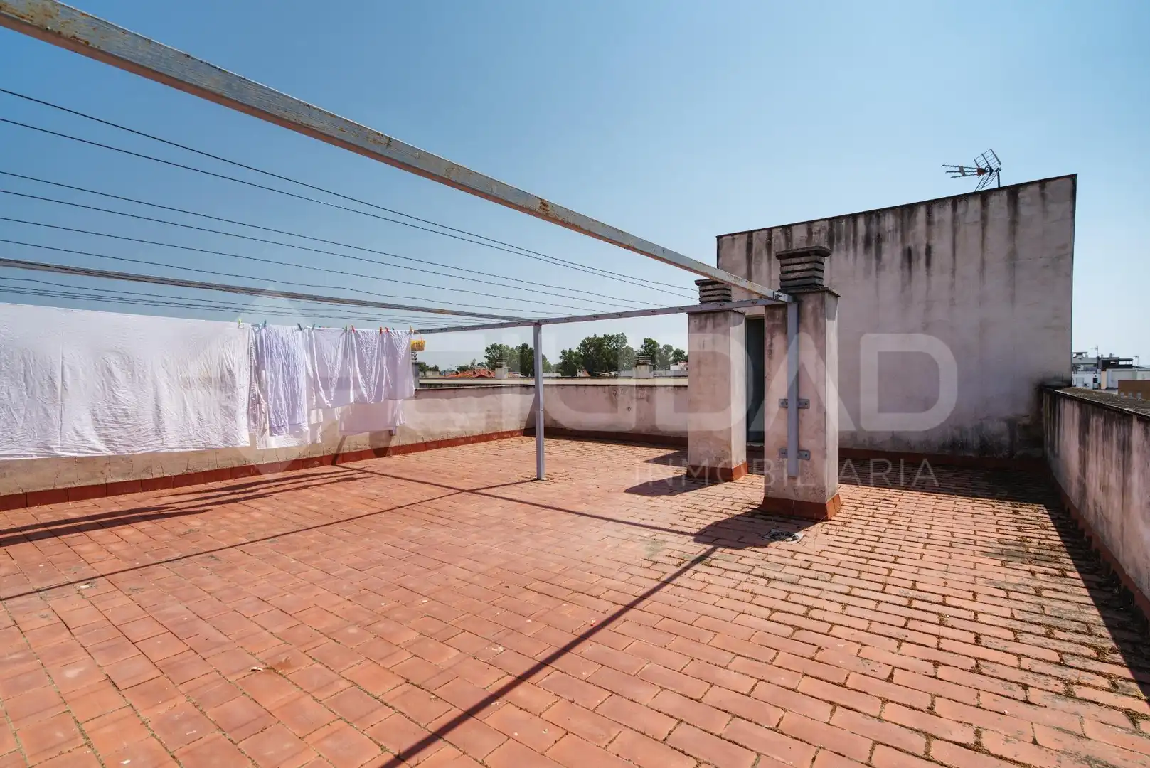 Terrassa de Pis en venda en Coria del Río amb Traster
