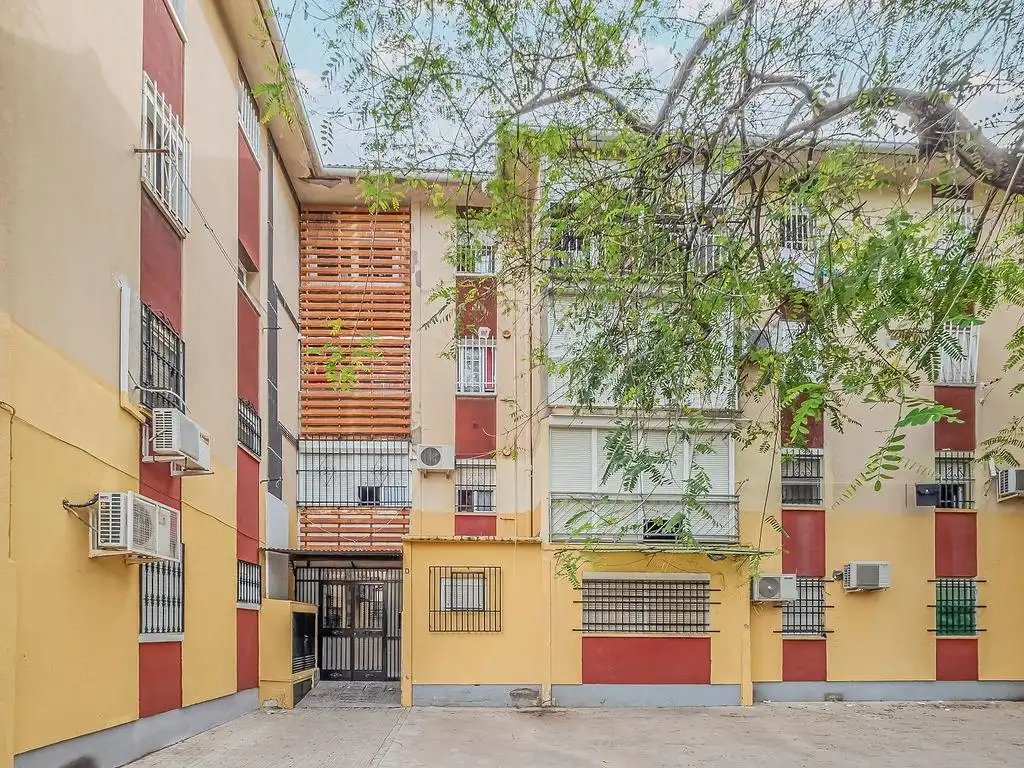 Exterior view of Flat for sale in Sevilla