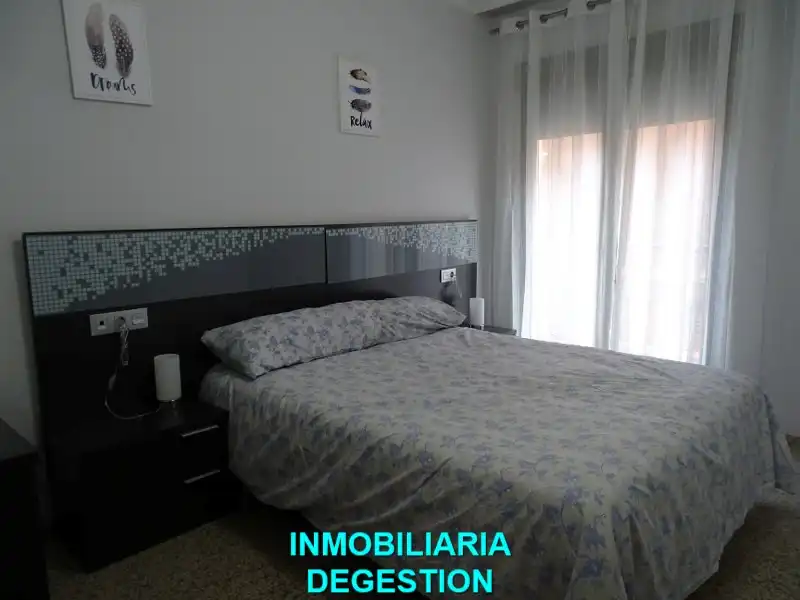 Schlafzimmer von Wohnungen zur Miete in Linares mit Klimaanlage, Heizung und Möbliert