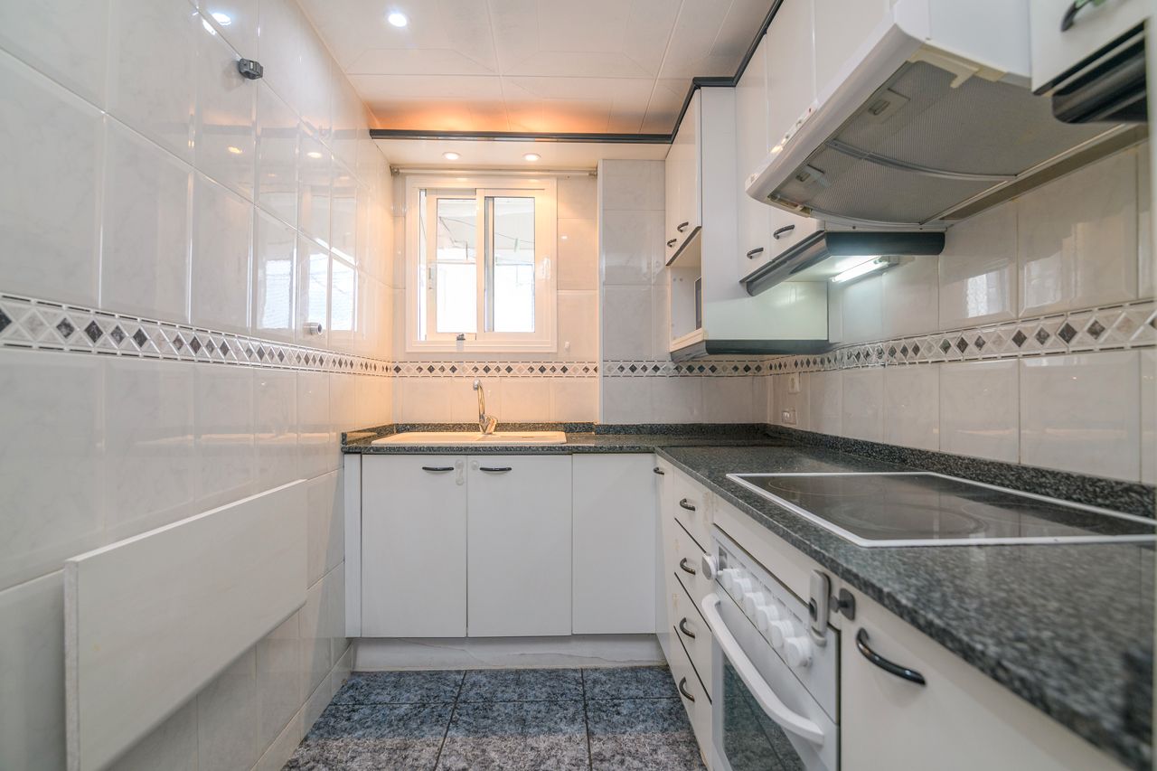 Kitchen of Flat for sale in Viladecans  with Air Conditioner