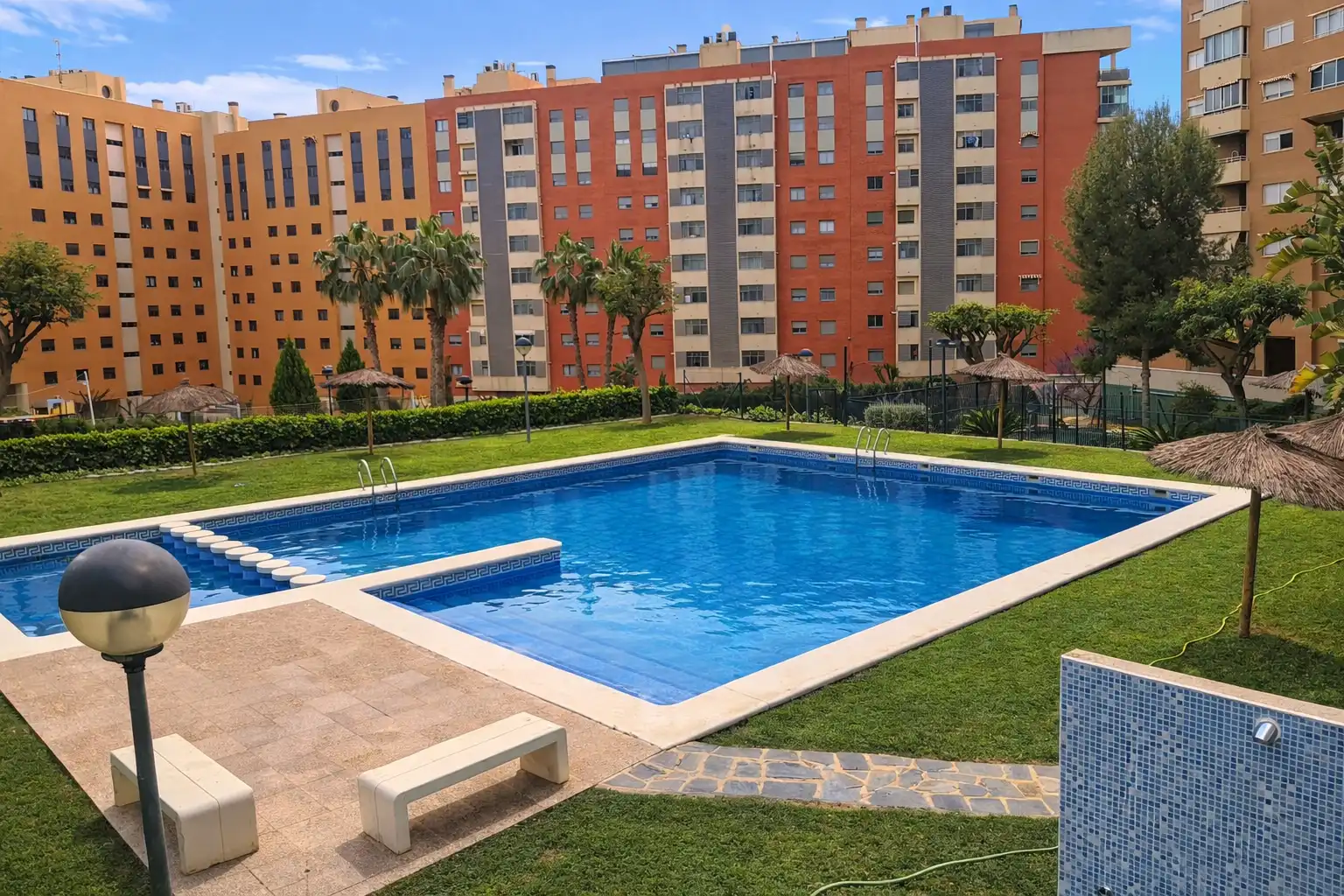 Piscina de Piso en venta en Alicante / Alacant con Aire acondicionado, Calefacción y Terraza