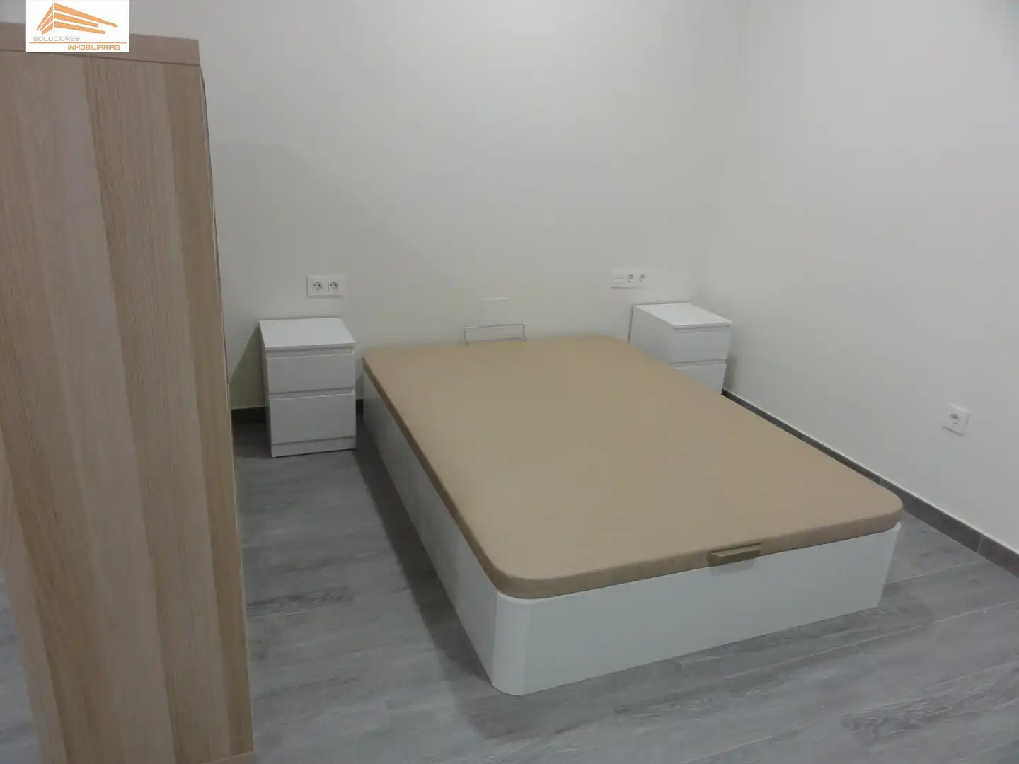 Schlafzimmer von Wohnung zum Verkauf in Valladolid mit Klimaanlage, Heizung und Möbliert