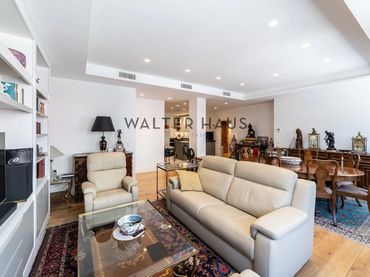 Piso con ascensor en venta en Avenida de Felipe II